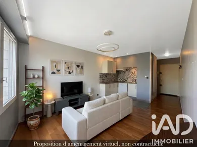 Appartement à Bordeaux (33800)