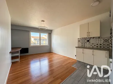 Appartement à Bordeaux (33800)