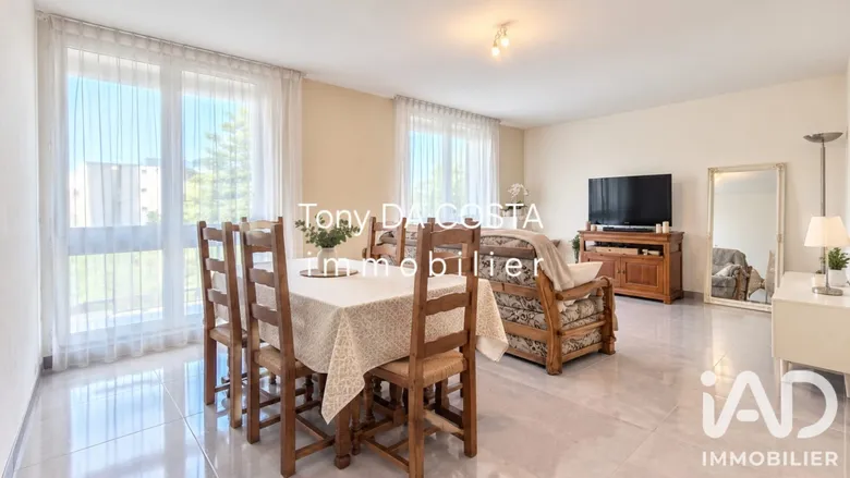 Appartement 4 pièces 85 m² · à Roissy-en-Brie · 85 m² · 210 000 €