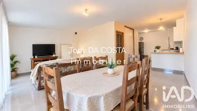 Apartment in Roissy-en-Brie (77680)
