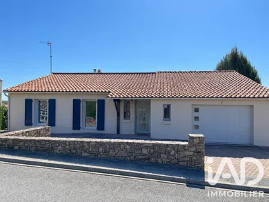 Pavillon à Pouzauges (85700)
