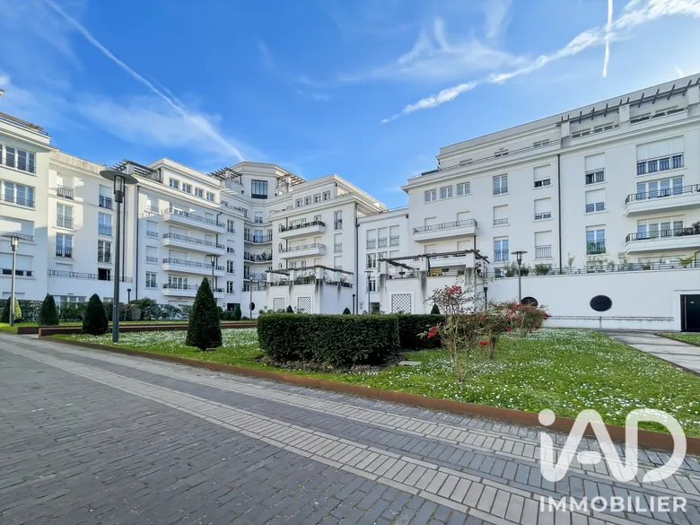 Appartement 5 pièces 107 m² · à Chessy · 107 m² · 575 000 €