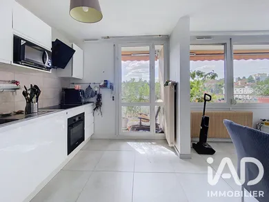 Appartement à Oullins (69600)