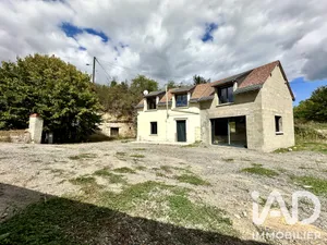 House in Chinon (37500)