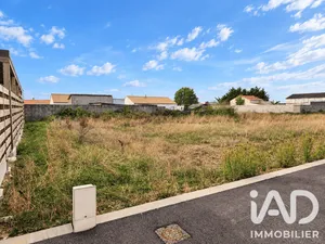 Building plot in Longeville-sur-Mer (85560)