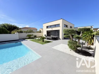 Maison à Anneyron (26140)