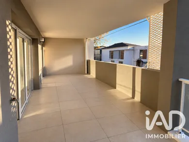 Apartment in Istres (13800)