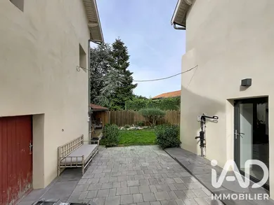 Village house in Millery (69390)