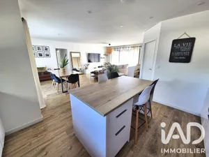 House in Cubzac-les-Ponts (33240)