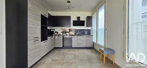Apartment in Nanterre (92000)