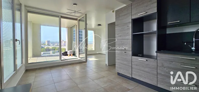 Appartement 4 pièces 77 m² · à Nanterre · 77 m² · 435 000 €