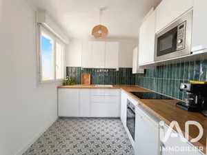 Apartment in Angers (49100)