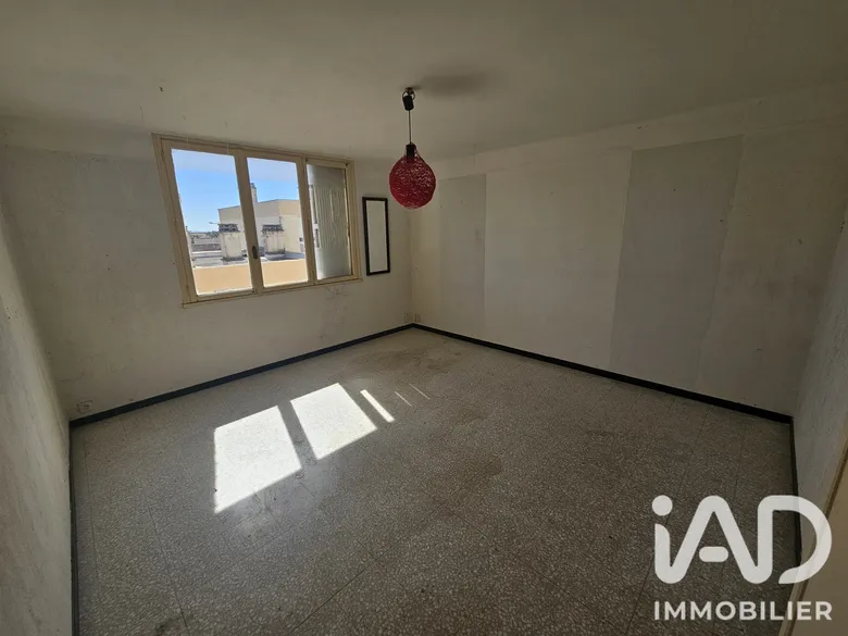 Appartement 4 pièces 73 m² · à Sorgues · 73,4 m² · 62 000 €
