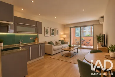 Appartement à Antibes (06160)