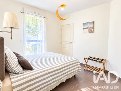 Apartment in Aix-en-Provence (13100)