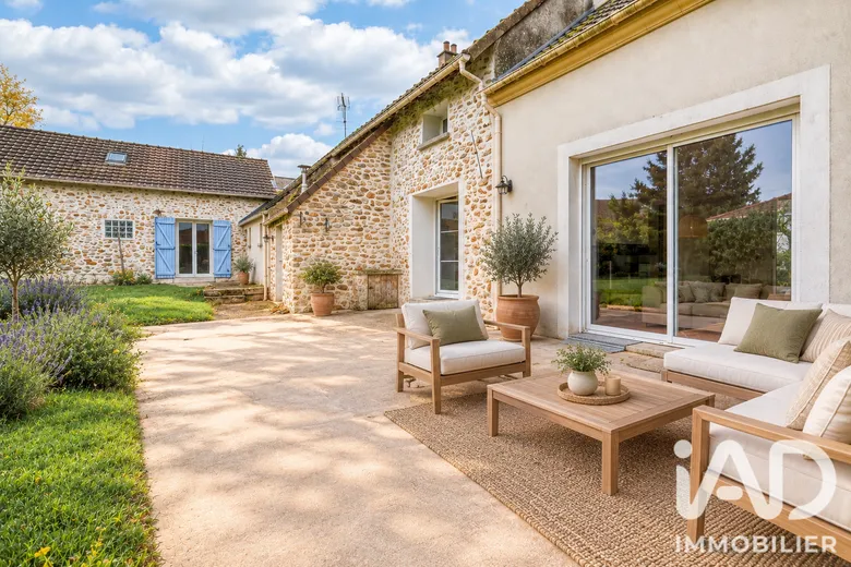 Maison 7 pièces 165 m² · à Sancy · 165 m² · 319 000 €