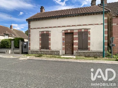 Maison de village à Faux-Fresnay (51230)