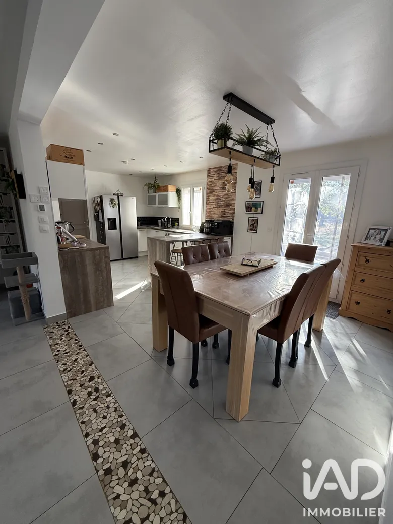 Maison 6 pièces 130 m² · à Le Subdray · 130 m² · 295 000 €