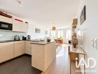 Apartment in Clamart (92140)