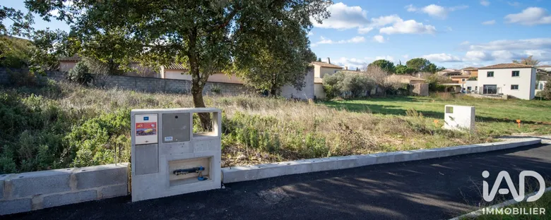 Terrain à bâtir à Poulx (30320) · 134 000 €