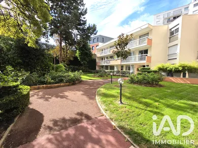 Studio à Paris (75012)