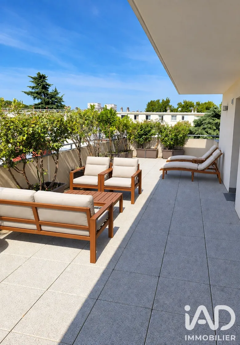 Appartement 4 pièces 96 m² · à Nîmes · 96 m² · 315 000 €