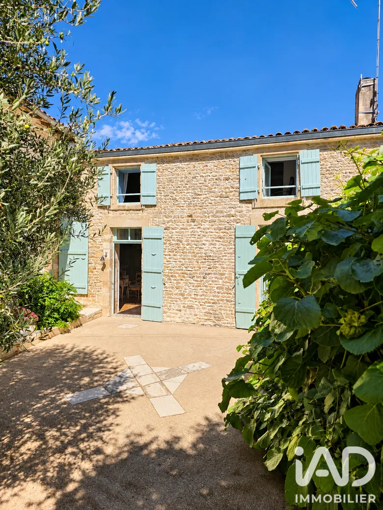 Maison 7 pièces 192 m² · à Sciecq · 192 m² · 265 000 €