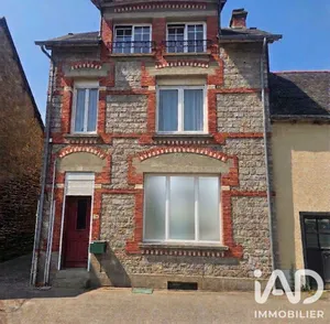 Maison de ville à Saint-Méen-le-Grand (35290)