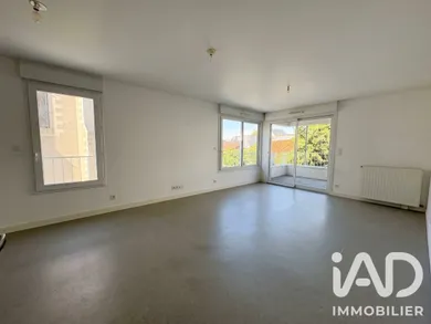 Apartment in Thouaré-sur-Loire (44470)
