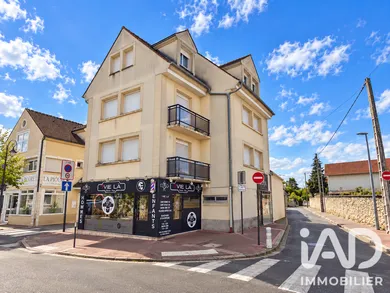 Immeuble à Combs-la-Ville (77380)