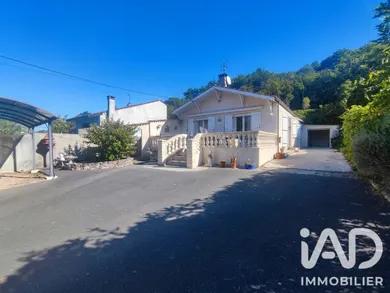 Maison traditionnelle à La Rivière (33126)