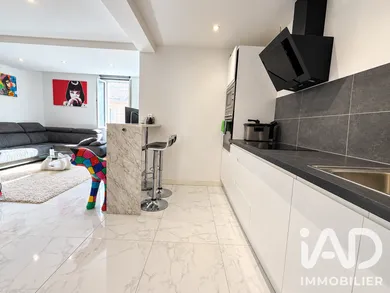Apartment in Solliès-Pont (83210)