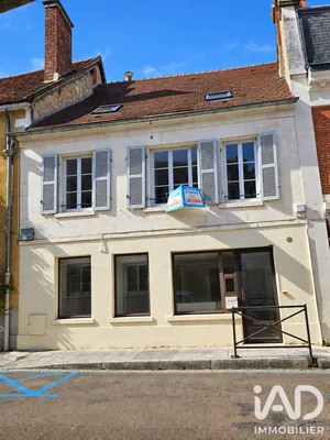 Maison de village à Coulanges-la-Vineuse (89580)