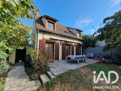Maison à Sainte-Geneviève-des-Bois (91700)