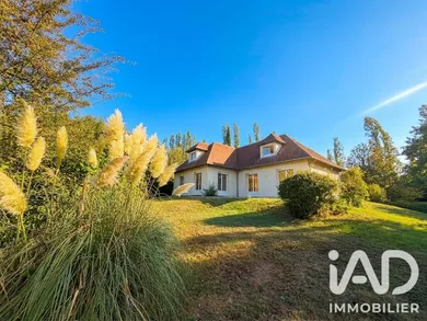 Maison à Crespières (78121)