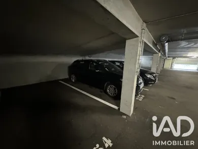 Parking à Saint-Sébastien-sur-Loire (44230)