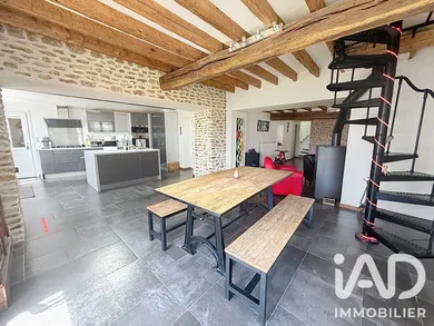 House in Richebourg (78550)