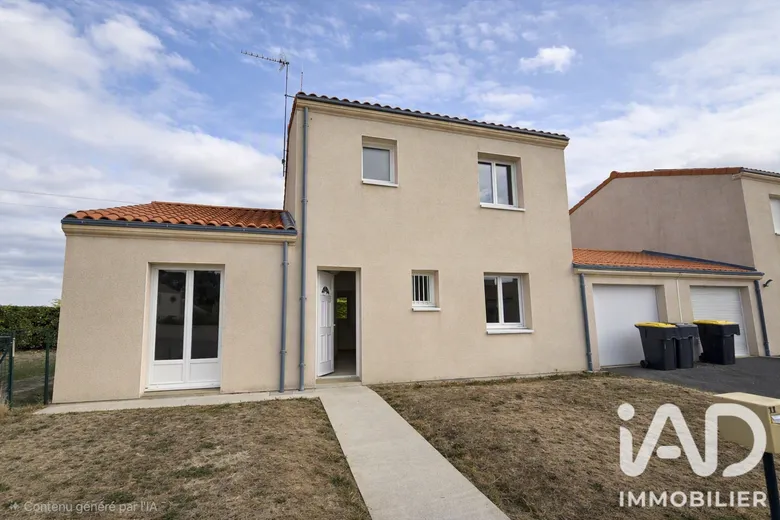Maison 5 pièces 113 m² · à Chemillé-en-Anjou · 113 m² · 180 000 €