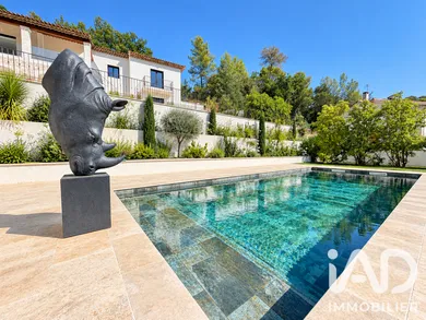 Maison à Roquefort-les-Pins (06330)
