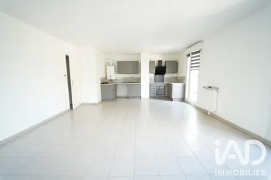 Apartment in Melun (77000)