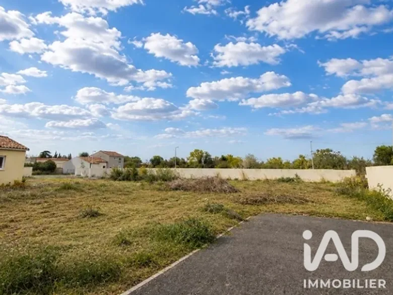 Terrain à bâtir à Redessan (30129) · 124 900 €