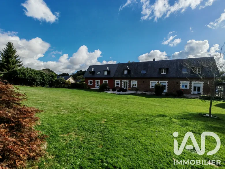 Maison 8 pièces 251 m² · à Saint-Vaast-Dieppedalle · 251 m² · 461 000 €