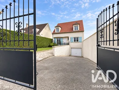 Maison traditionnelle à Méru (60110)