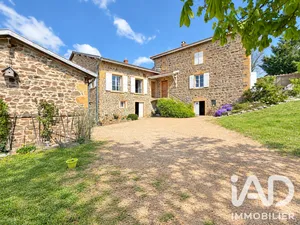 Maison à Saint-Vérand (69620)
