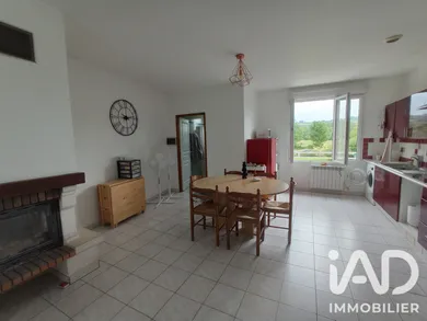 Immeuble à Sussey (21430)