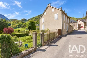 Village house in Ancizan (65440)