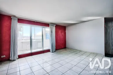 Apartment in Villeurbanne (69100)