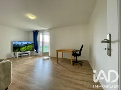Apartment in Évry (91000)