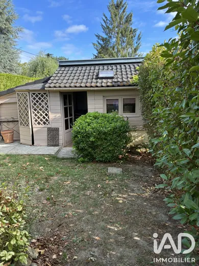 Maison traditionnelle à Bures-sur-Yvette (91440)