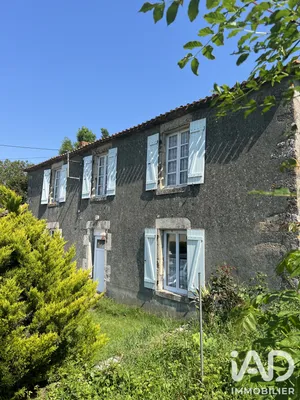 Maison de campagne à Menomblet (85700)